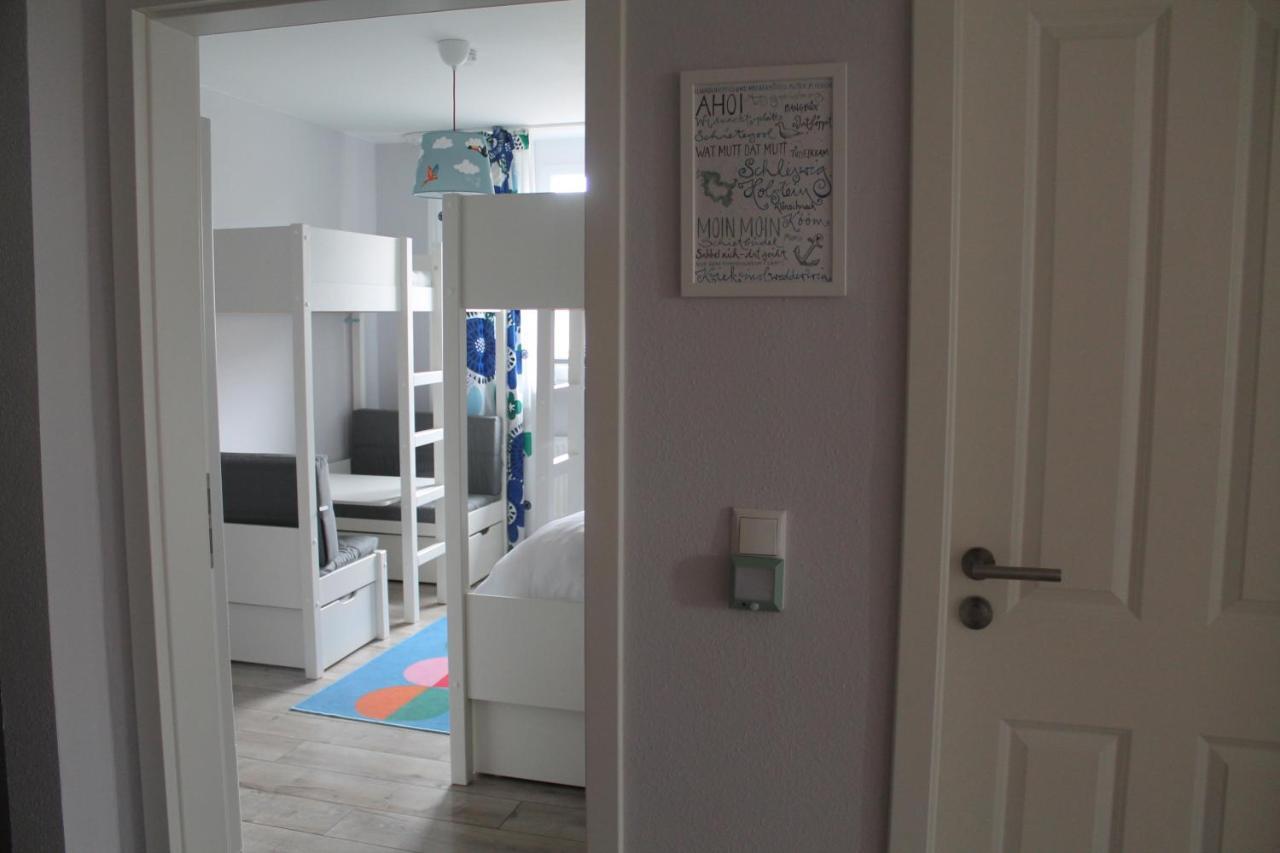 Ferienwohnung Fuer Grosse Familien Im Haus Akunak Büsum Exterior foto